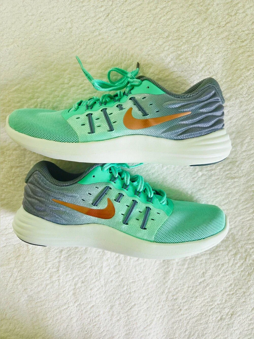 Nike ✨️ Women's Lunarstelos Shield Mint Green Running Shoes Size 7.5